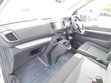 Toyota PROACE Verso D Shuttle - U150715