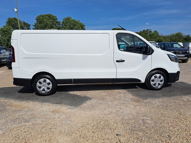 Renault Trafic dCi Blue LL30 Advance - U150717