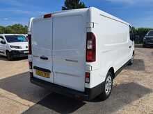 Renault Trafic dCi Blue LL30 Advance - U150717