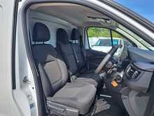 Renault Trafic dCi Blue LL30 Advance - U150717