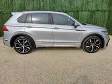 Volkswagen Tiguan TSI R-Line - U150735