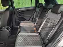 Volkswagen Tiguan TSI R-Line - U150735