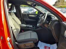 Volvo XC40 h T4 Plus - U150736