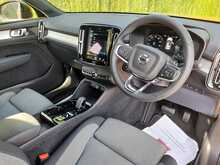 Volvo XC40 h T4 Plus - U150736