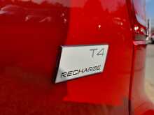 Volvo XC40 h T4 Plus - U150736
