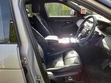 Land Rover Range Rover Evoque P300e R-Dynamic SE - U150737