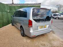 Mercedes-Benz V Class V250d AMG Line - U150739