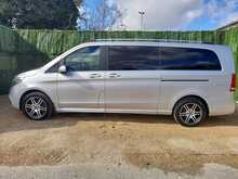 Mercedes-Benz V Class V250d AMG Line - U150739
