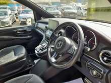 Mercedes-Benz V Class V250d AMG Line - U150739