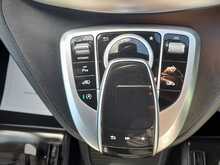 Mercedes-Benz V Class V250d AMG Line - U150739