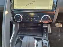 Jaguar E-PACE P300e R-Dynamic SE - U150753