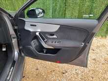 Mercedes-Benz A Class A250e AMG Line - U150757