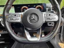 Mercedes-Benz A Class A250e AMG Line - U150757