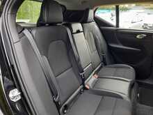 Volvo XC60 B5 MHEV Momentum - U150758