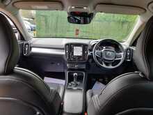 Volvo XC60 B5 MHEV Momentum - U150758