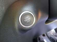 Volvo XC60 B5 MHEV Momentum - U150758