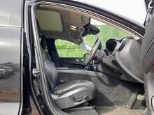 Volvo XC60 B5 MHEV Momentum - U150758