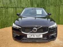 Volvo XC60 B5 MHEV Momentum - U150758