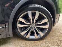Volkswagen Tiguan TDI R-Line - U150781