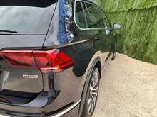 Volkswagen Tiguan TSI R-Line Tech - U150783