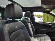 Volkswagen Tiguan TSI R-Line Tech - U150783