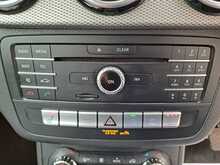 Mercedes-Benz B Class B200d Sport - U150790