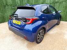 Toyota Yaris VVT-h Design - U150793