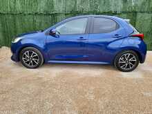 Toyota Yaris VVT-h Design - U150793