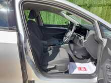Volkswagen Golf TDI Life - U150800