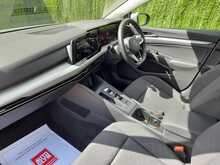Volkswagen Golf TDI Life - U150800