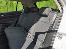 Volkswagen Golf TDI Life - U150800