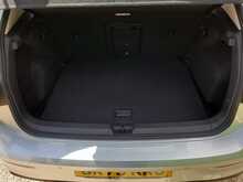 Volkswagen Golf TDI Life - U150800