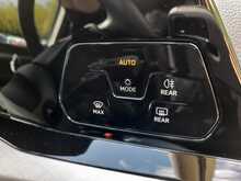 Volkswagen Golf TDI Life - U150800
