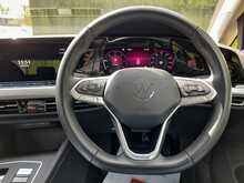 Volkswagen Golf TDI Life - U150800