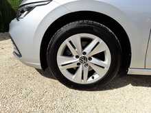 Volkswagen Golf TDI Life - U150800