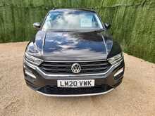 Volkswagen T-Roc TSI SE - U150803