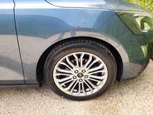 Ford Focus T EcoBoost Titanium X - U150806