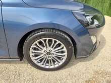Ford Focus T EcoBoost Titanium X - U150806