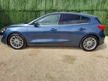 Ford Focus T EcoBoost Titanium X - U150806