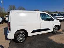Peugeot Partner BlueHDi 1000 Asphalt - U150826
