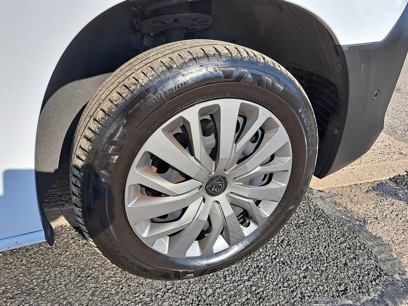 Peugeot Partner BlueHDi 1000 Asphalt - U150826