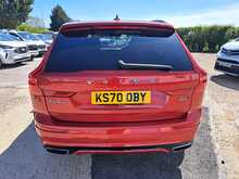 Volvo XC60 B4 MHEV R-Design - U150841