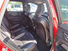 Volvo XC60 B4 MHEV R-Design - U150841