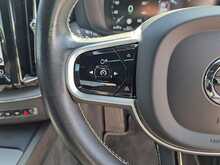 Volvo XC60 B4 MHEV R-Design - U150841