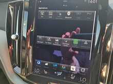 Volvo XC60 B4 MHEV R-Design - U150841