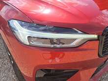 Volvo XC60 B4 MHEV R-Design - U150841