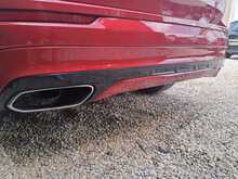 Volvo XC60 B4 MHEV R-Design - U150841