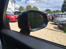Volvo XC60 B4 MHEV R-Design - U150841