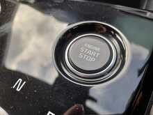 Kia Sportage T-GDi 3 - U150853
