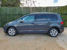 Volkswagen Touran TSI EVO SE Family - U150855